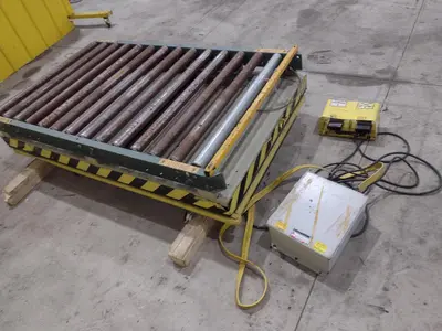 3500 LB X 60" X 36" SOUTHWORTH HYDRAULIC SCISSOR LIFT TABLE WITH ROLLER TOP: STOCK #20930