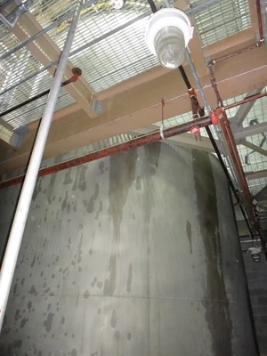 31,000 304 Stainless Vertical Tank