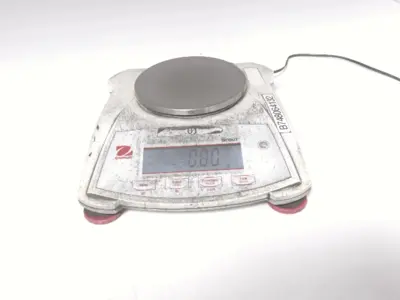 Ohaus Scout SPX622 Precision Analytical Balance Weigh Scale 620 Grams Portable