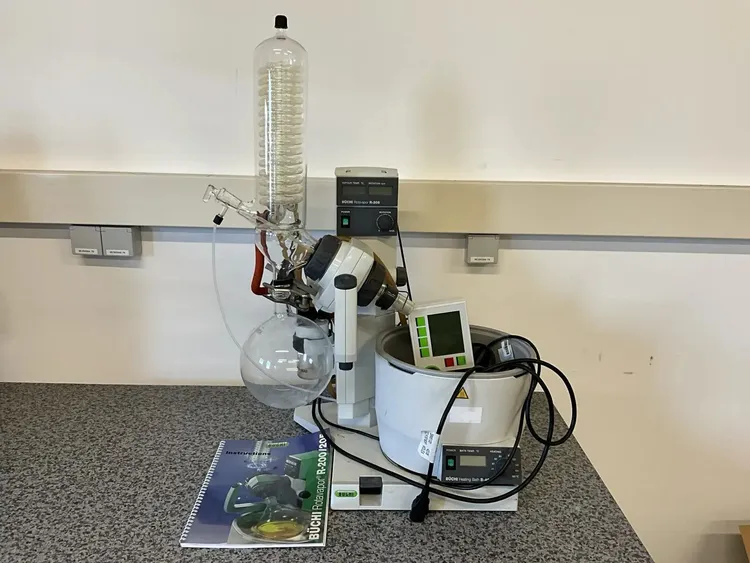 Used BUCHI R-205 Wipe Film - Thin Film Evaporators CZ | Perry Equipment #123473