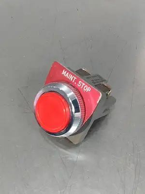 IDEC 604430-R Momentary Push Button Red Loc4E27