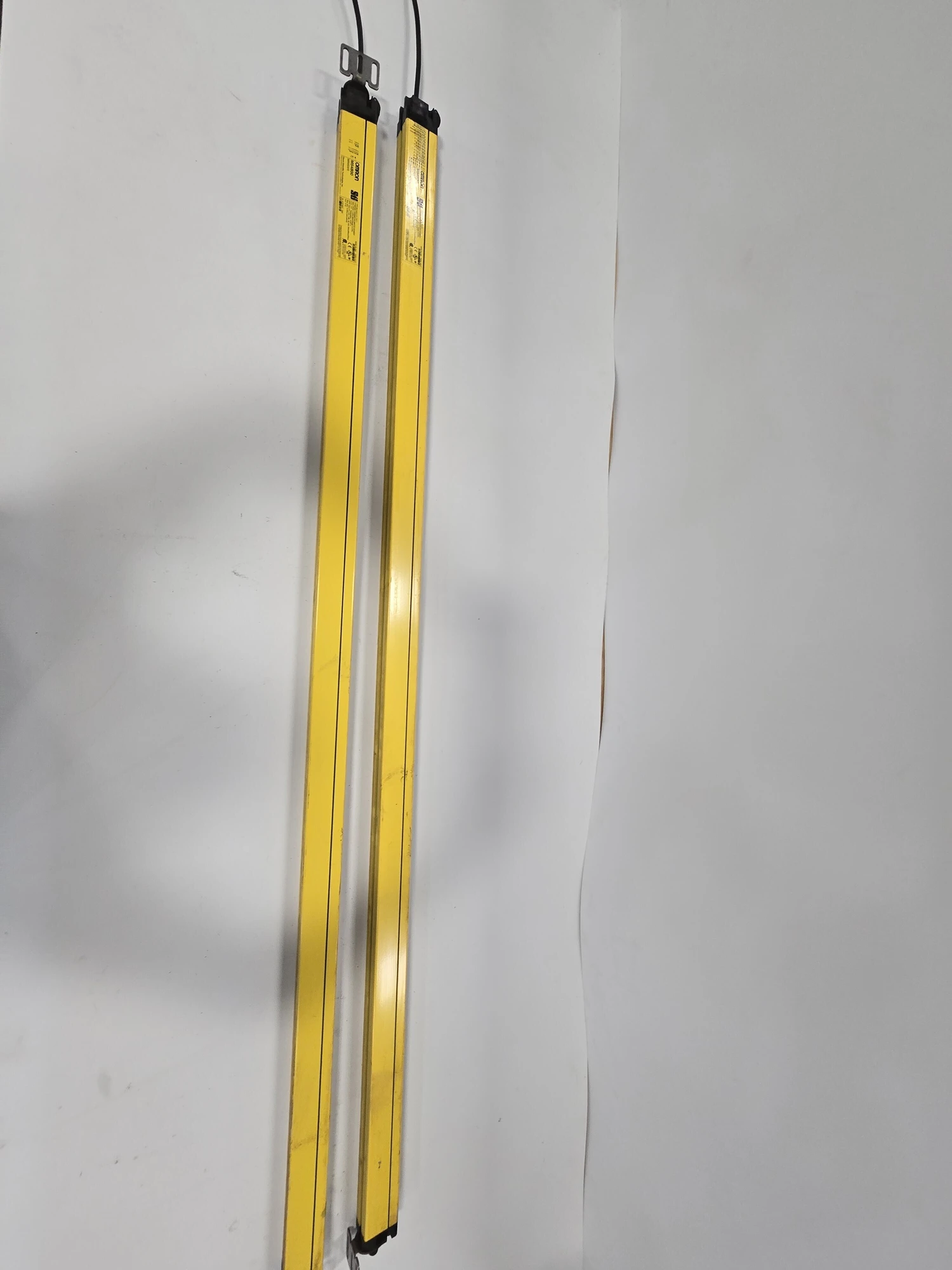 USED OMRON MSF4800S-30-1560-R/MSF4800S-30-1560-X