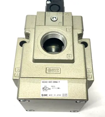 USED SMC PILOT POPPET SOLENOID VALVE 3-PORT 24VDC