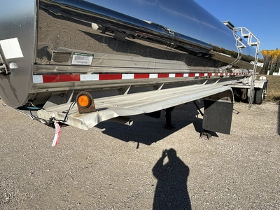 Used 2014 WALKER MILK TANKER TRAILER Tanker Trailers Michigan US | Miedema Asset Management Group #1709462