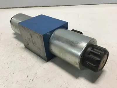 USED REXROTH 4WE10U33/CG24N9K4
