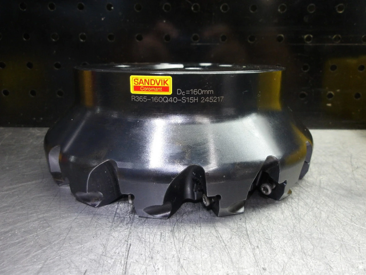 Sandvik 160mm Indexable Facemill 40mm Arbor R365-160Q40-S15H (LOC1258B)