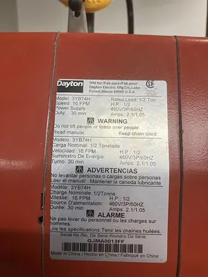 Dayton 1/2 ton Hoist