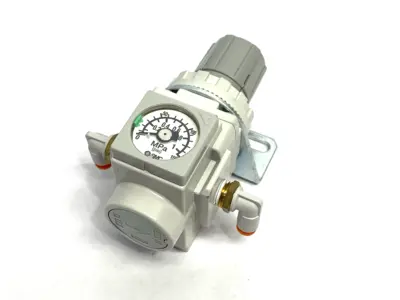 USED SMC MODULAR REGULATOR 1/8" NPT PORTS, AR MASS PRO