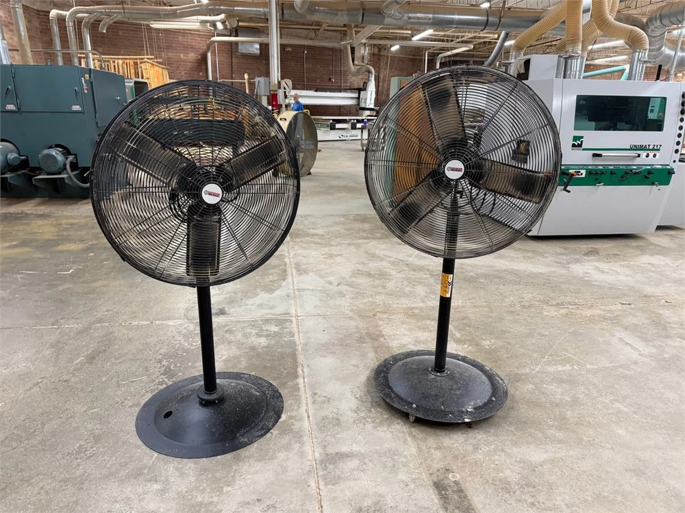 Used CENTRAL MACHINERY 30" PEDESTAL HIGH VELOCITY SHOP Axial Fans North Carolina US | MachineryMax #1352113
