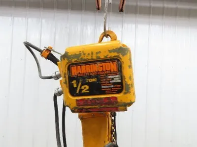 Harrington NER005LD 1/2 Ton Electrc Chain Hoist 14/5 FPM 2 Speed 12' Lift 3 PH