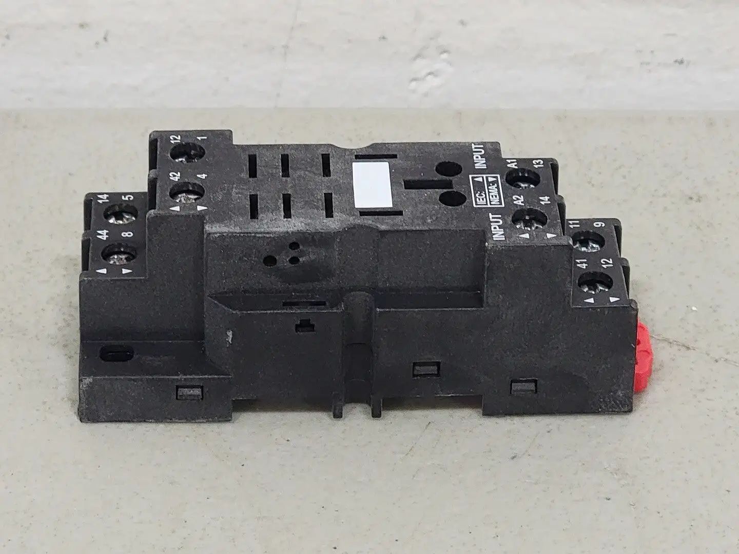 NEW SCHNEIDER ELECTRIC RPZF2