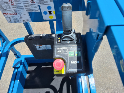 USED 2016 Genie GS-1930