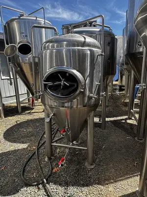 Used APEX BREWING SUPPLY 5BBL FV Brewing Equipment Oregon US | Ager Tank & Equipment Co. #1060449