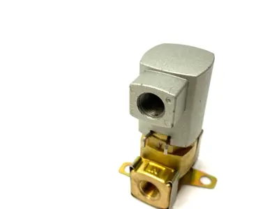 USED SMC AIR OPERATED PILOT VALVE 1/8" NPT PORTS