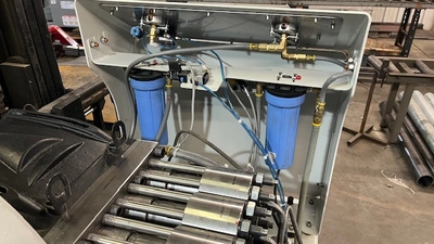 USED 1900 FLOW INTENSIFIER PUMP