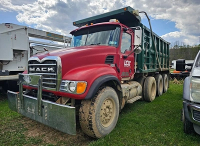 MACK Cv713 Dump truck | Penncon Management, LLC (2)