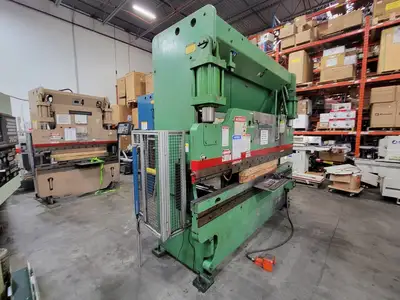USED 1982 CINCINNATI 90CB X 8