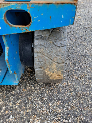 USED 2017 Genie GS-3246
