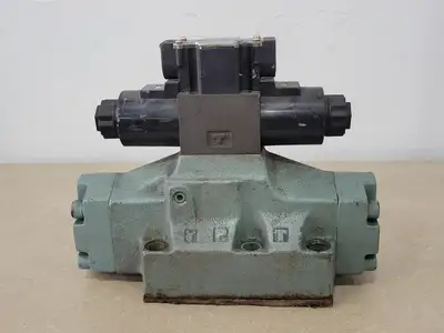 USED YUKEN DSHG-06-3C2-D12-5390