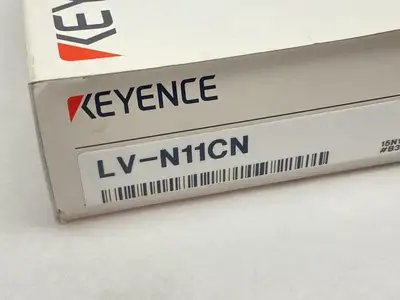 USED KEYENCE MULTI-PURPOSE DIGITAL LASER SENSOR AMPLIFIER M8 CONNECTOR.