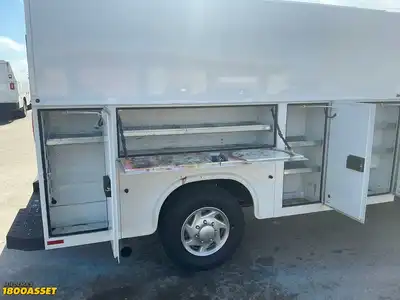 USED 2022 FORD E-350 SUPER DUTY UTILITY VAN