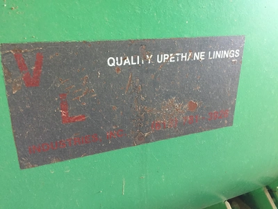 Ultramatic Vibratory Finisher