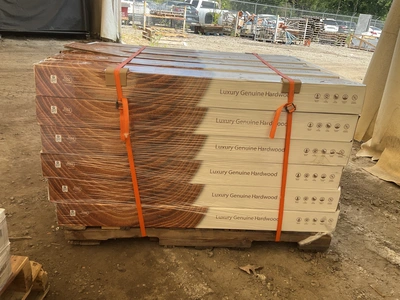 Used LUXURY GENUINE HARDWOOD ARTESIA LANE Flooring, Windows, and Doors Michigan US | Miedema Asset Management Group #1338741