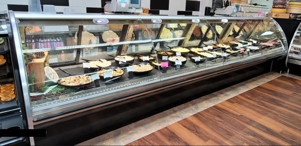 124-0052 Hussmann ESBD 16’ Remote Full Service Deli Case