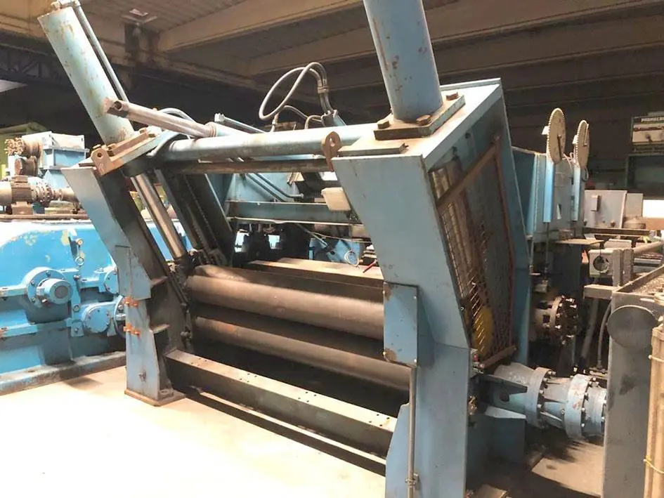 USED WMW ROLLER LEVELER - METAL FLATTENING MACHINE 2200X40