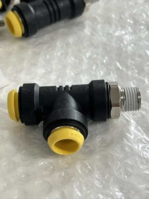 NEW LOT OF (12) PARKER FLUID CONNECTORS 2 Various Sizes Fast Shipping