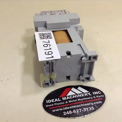 USED ALLEN BRADLEY 100-C30Z.00 SER B