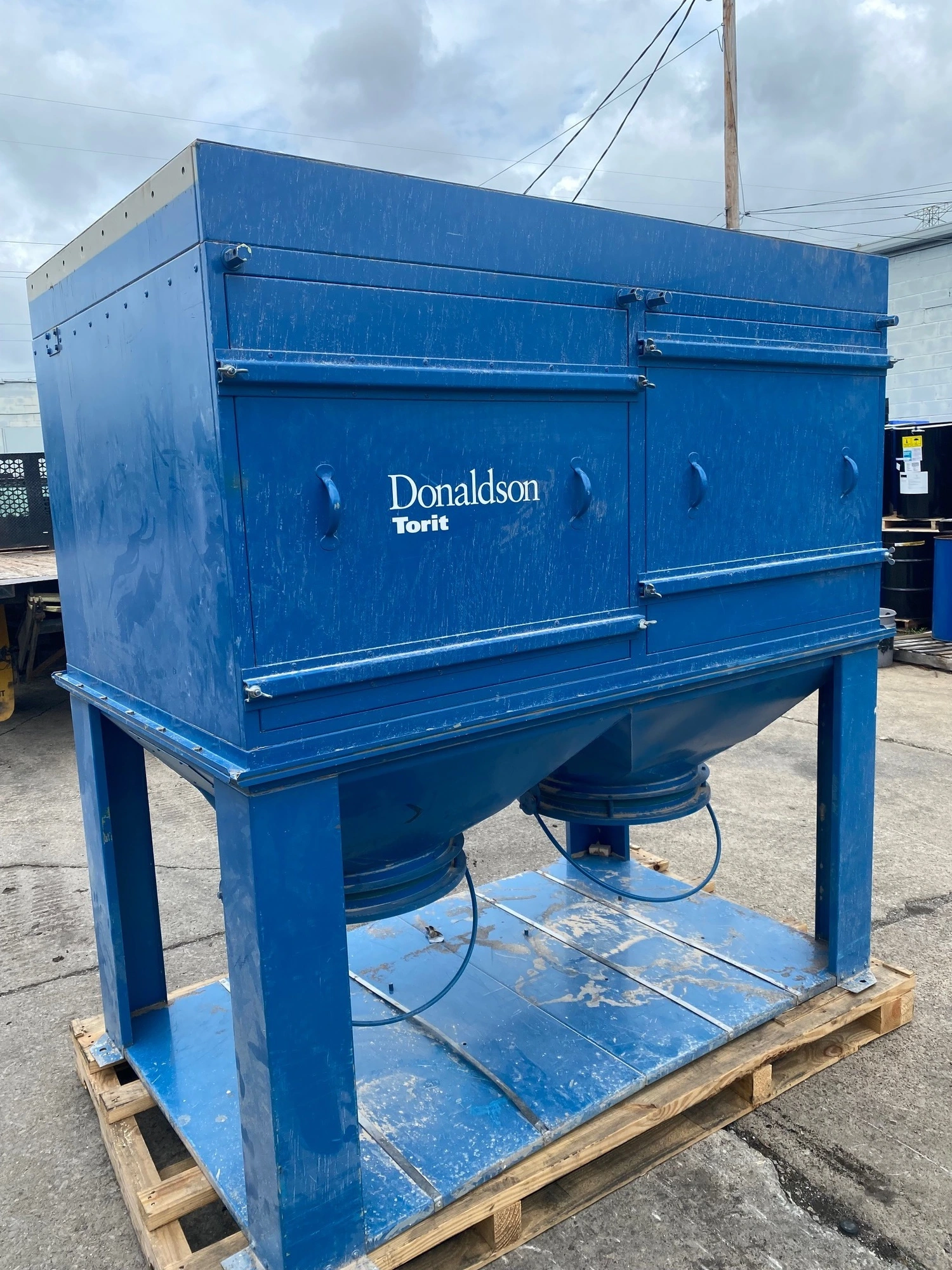 USED DONALD TORIT UMA 750/758V