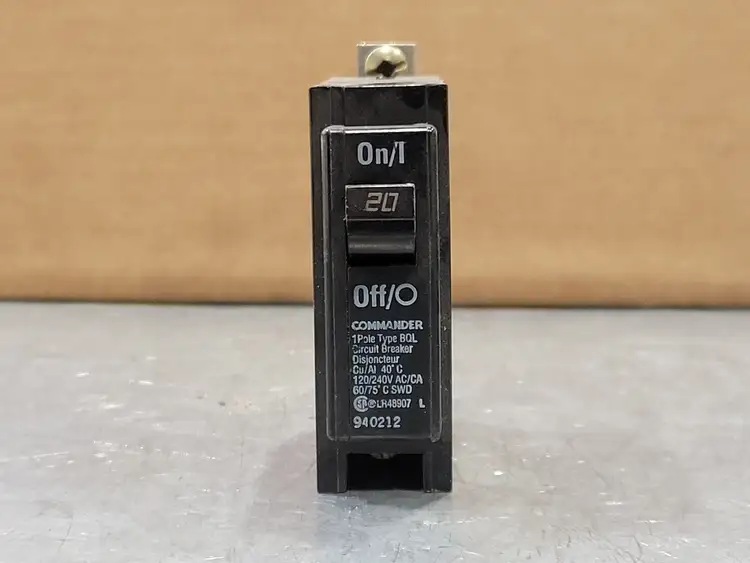 Used COMMANDER BQL120 Switchgears British Columbia CA | Lenmark #243298