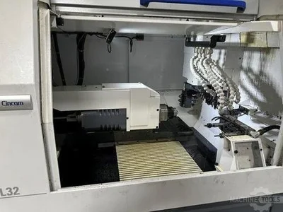USED 2017 CITIZEN L32VIII