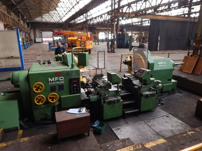USED HEGENSCHEIDT MFD DRH II 110K TRAIN WHEEL LATHE