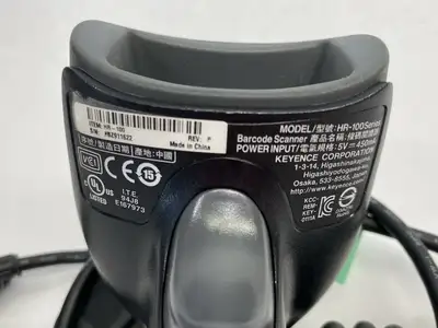USED KEYENCE REV. P STANDARD CODE READER, HANDHELD, W/ HR-1C3RC COMM. CABLE
