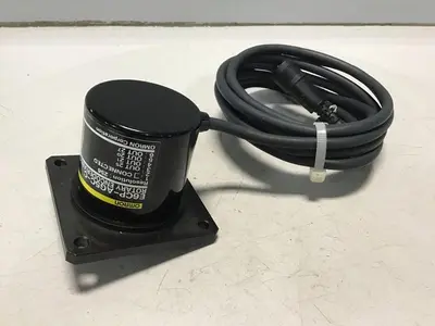 USED OMRON E6CPAG5CC