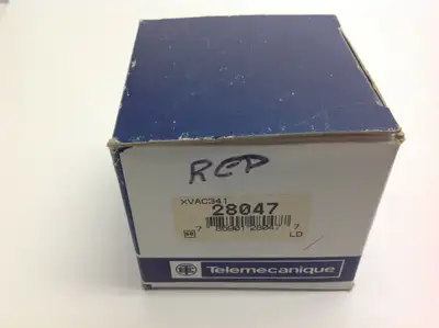USED TELEMECANIQUE XVAC341