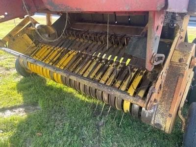 Used 1997 NEW HOLLAND 644 Square Balers Maine US | Beauregard Equipment #1561807