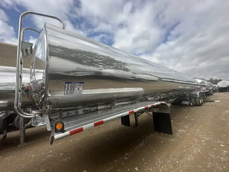 Used 2012 HEIL 406 AL Tanker Trailers Texas US | MCO Truck & Equipment #1513764