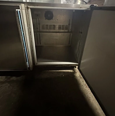 174-0124 Silver King SKR48 Self Contained Undercounter Cooler