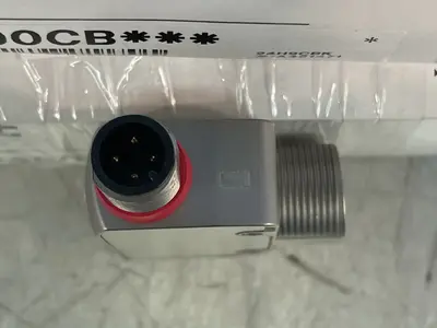 USED KEYENCE LRZH490CB