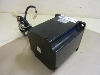 USED YASKAWA SGMP-08AWYR11