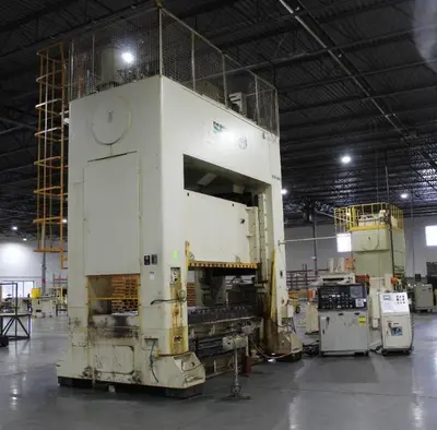 SEYI HSD H-440 Straight Side Press | Levy Recovery Group (2)