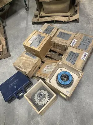 USED LOT OF MOULDER HEADS