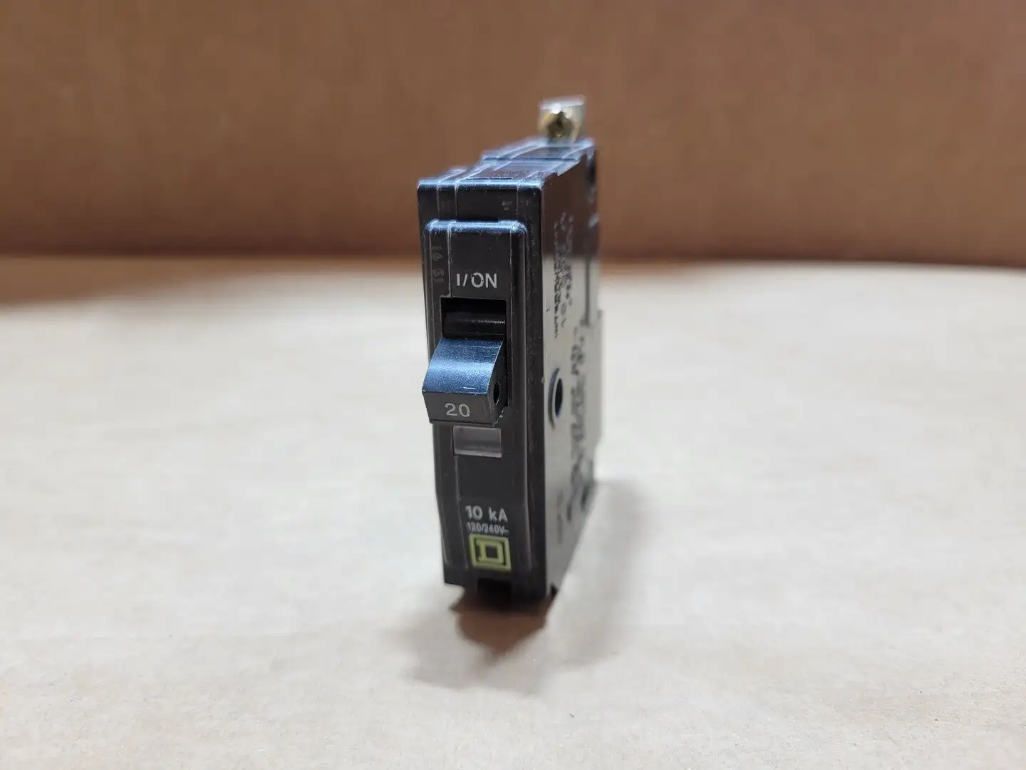 USED SQUARE D QOB120