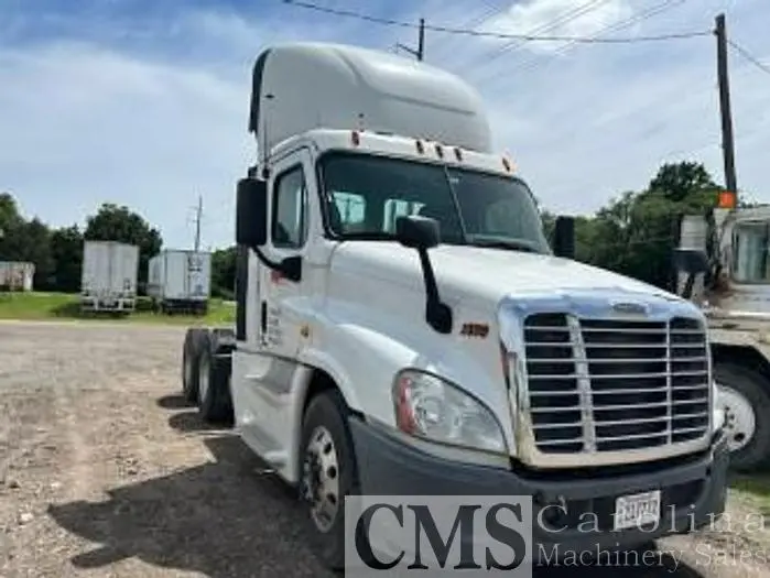 Used 2015 CASCADIA _UNKNOWN_ Forestry Trailers | CAROLINA MACHINERY SALES #421219