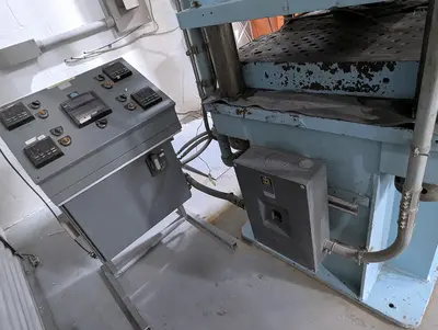 Used 1980 DAKE 18-293 Hydraulic Presses | Machinery Marketing International #380131