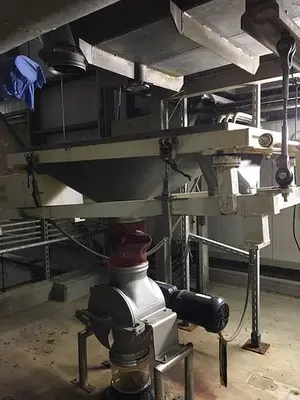 Spray dryer 7,000 lbs. Per hour evap. V-bottom dryer three nozzles #3653507