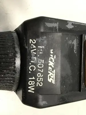 USED VICKERS DG4V-3-2AL-M-U-HL7-60